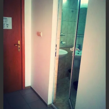 Concordia Plaza 2 فندق 3*