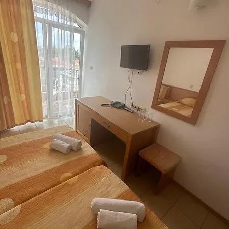Concordia Plaza 2 מלון 3*